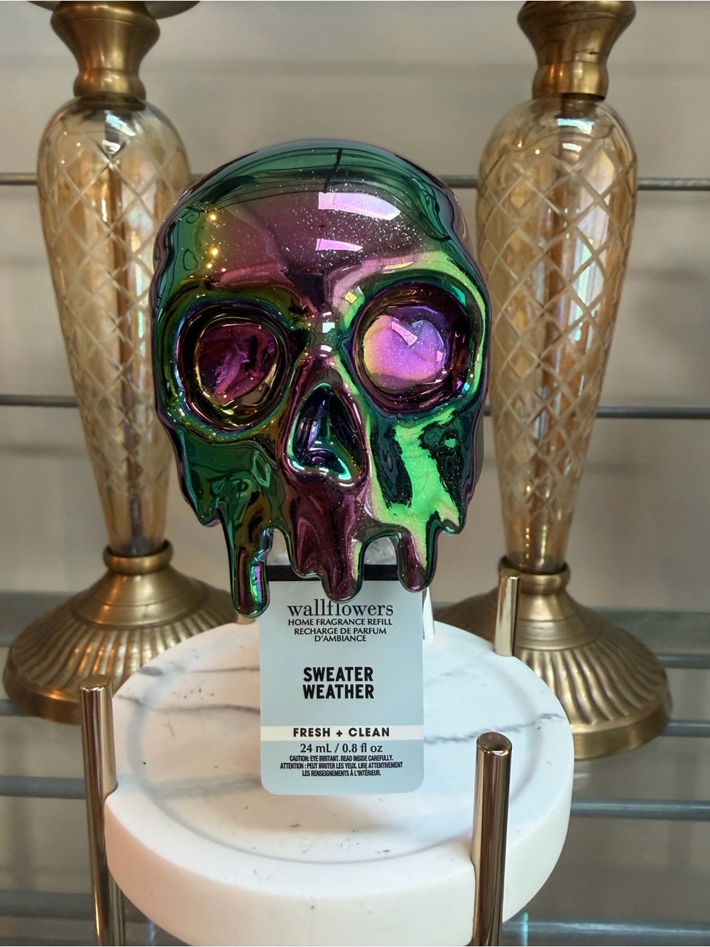 Bath and Body Works Iridescent Skull Lightup Wallflower Plug & Bulb NWT 2026